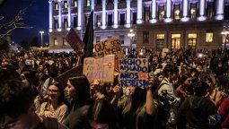 altText(Ocho facultades ocupadas por estudiantes ante intento de femicidio en Medicina)}