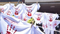 altText(Manos contra la violencia)}