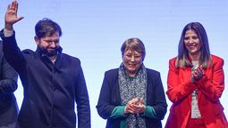 La candidatura de Bachelet habría sido promovida por Gabriel Boric.