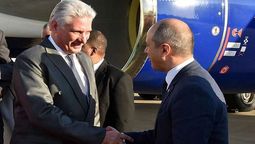 altText(Díaz-Canel llegó a Argentina para participar en asunción de Fernández)}