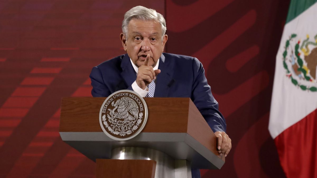 Para López Obrador la amenaza y la intervención militar no son el camino y reafirmó que México es una nación libre y soberana.