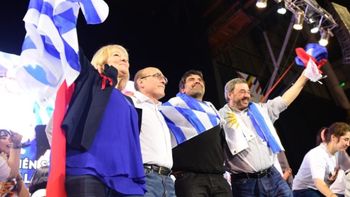 FA lidera encuestas de intención de voto