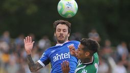 altText(Sebastián Rodríguez casi afuera del partido con Boston River)}