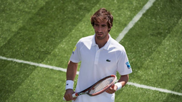 altText(Pablo Cuevas cortó la sequía y avanzó en Wimbeldon)}