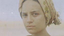 altText(4022: el número de la puerta que se abre al nuevo arte de Guadalupe Calzada)}