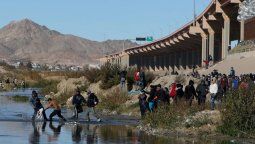 altText(Uno de cada seis mexicanos en EEUU vive en la pobreza, según informe)}