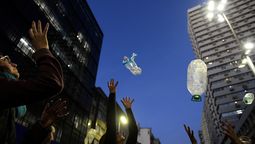 altText(Agua turbia y salada)}