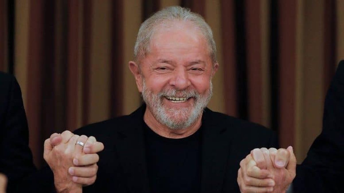 Según la más reciente encuesta Lula obtendría 53% de los votos.