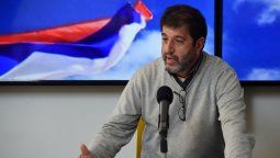 altText(FA plantea coordinar más con el gobierno y fortalecer la militancia)}