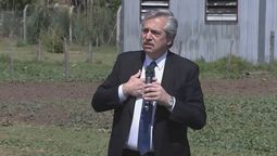 altText(Fernández pide olvidar diferencias y poner fin al hambre en Argentina)}