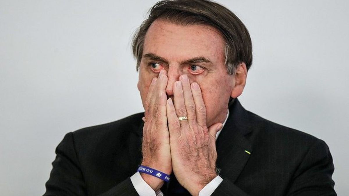 Diputado brasileño presenta petición de “impeachment” contra Bolsonaro