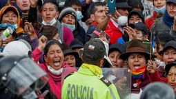 altText(¿Por qué el movimiento indígena de Ecuador ha sido imprescindible durante las movilizaciones?)}