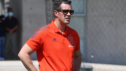 altText(Escándalo en el fútbol chileno: prisión preventiva para expresidente de Universidad de Chile)}