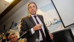 altText(¿De qué habló Balbi con el equipo y cuerpo técnico tricolor?)}