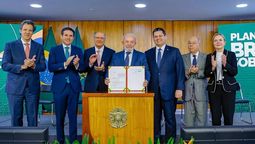 altText(Lula libera R$ 30 mil millones en crédito para mitigar impacto de aranceles de EEUU)}
