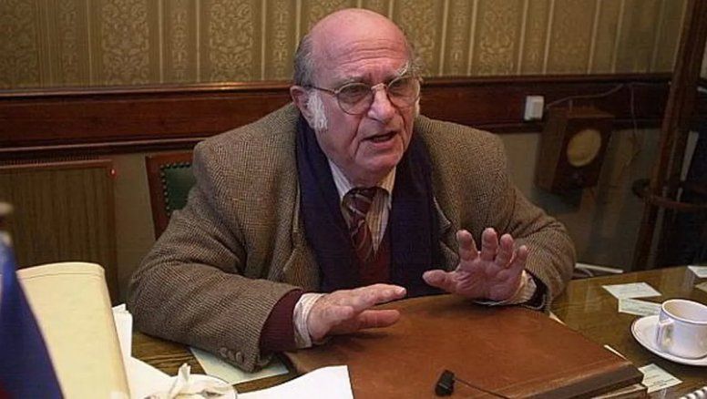 Korzeniak: Sin ninguna clase de dudas, las modificaciones tienden claramente a subsanar las carencias del contrato original