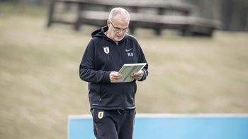Marcelo Bielsa perfila el once de Uruguay