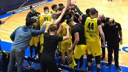 altText(Ganaron Defensor Sporting y Peñarol en la apertura de sus Play Inn)}