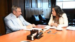 altText(Cardona elogió a Enciso por presentar 
