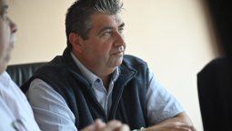 altText(Carniceros alertan por venta de carne en redes sociales y advierten riesgos sanitarios)}