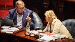 altText(Gobierno defiende modificaciones en el Fonasa y asegura que 