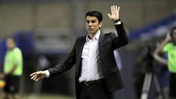 altText(Mauricio Larriera sería el técnico de Peñarol)}