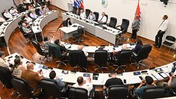 altText(Apoyo unánime: Junta Departamental de Canelones aprobó moción sobre cierre de M24)}